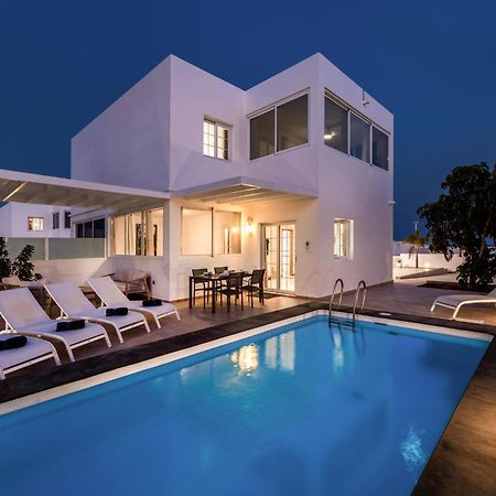 Villa Atlantica - Heated Pool In Playa Blanca Екстер'єр фото