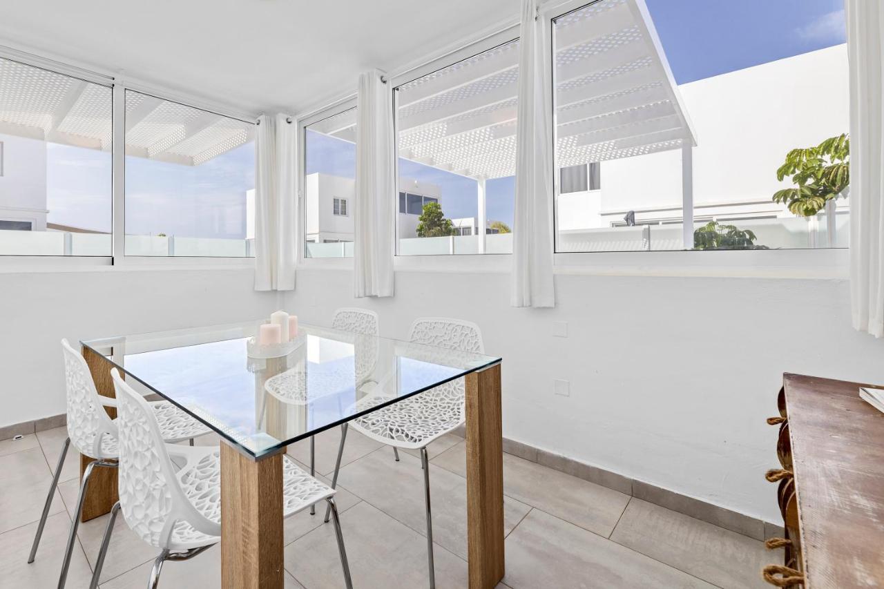 Villa Atlantica - Heated Pool In Playa Blanca Екстер'єр фото