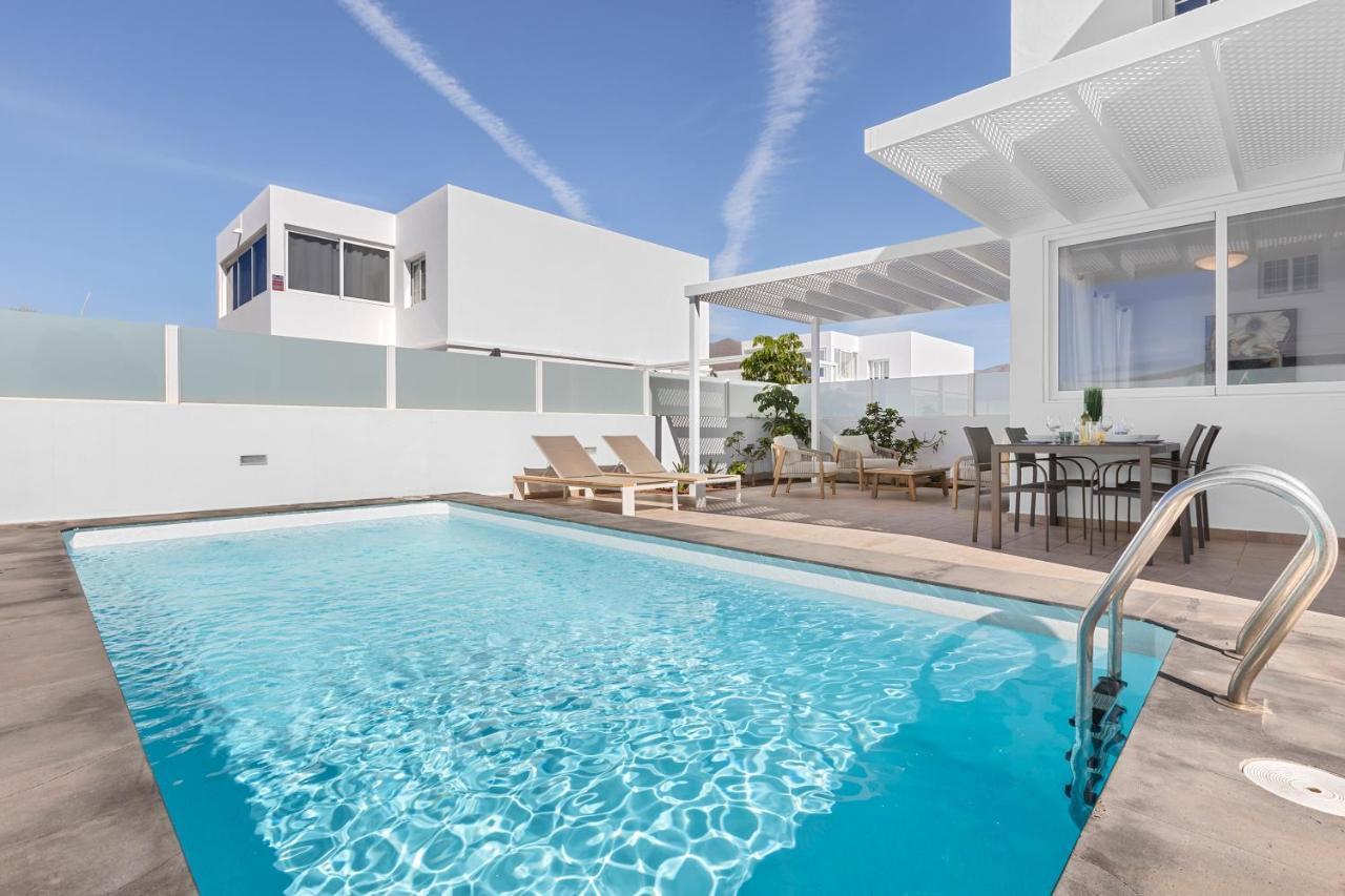 Villa Atlantica - Heated Pool In Playa Blanca Екстер'єр фото
