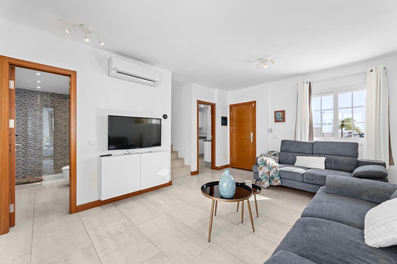 Villa Atlantica - Heated Pool In Playa Blanca Екстер'єр фото