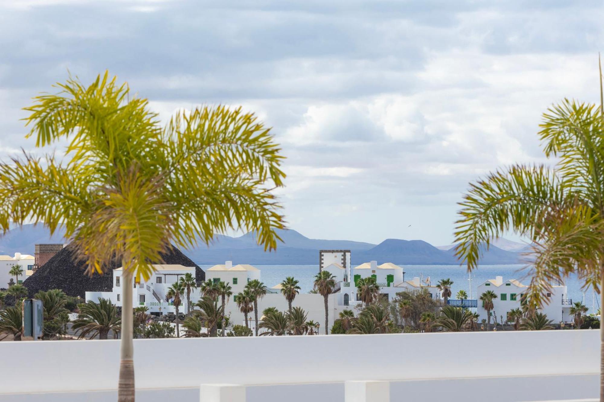 Villa Atlantica - Heated Pool In Playa Blanca Екстер'єр фото