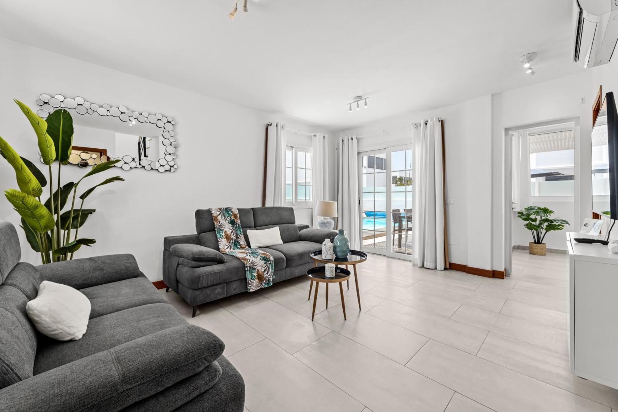 Villa Atlantica - Heated Pool In Playa Blanca Екстер'єр фото