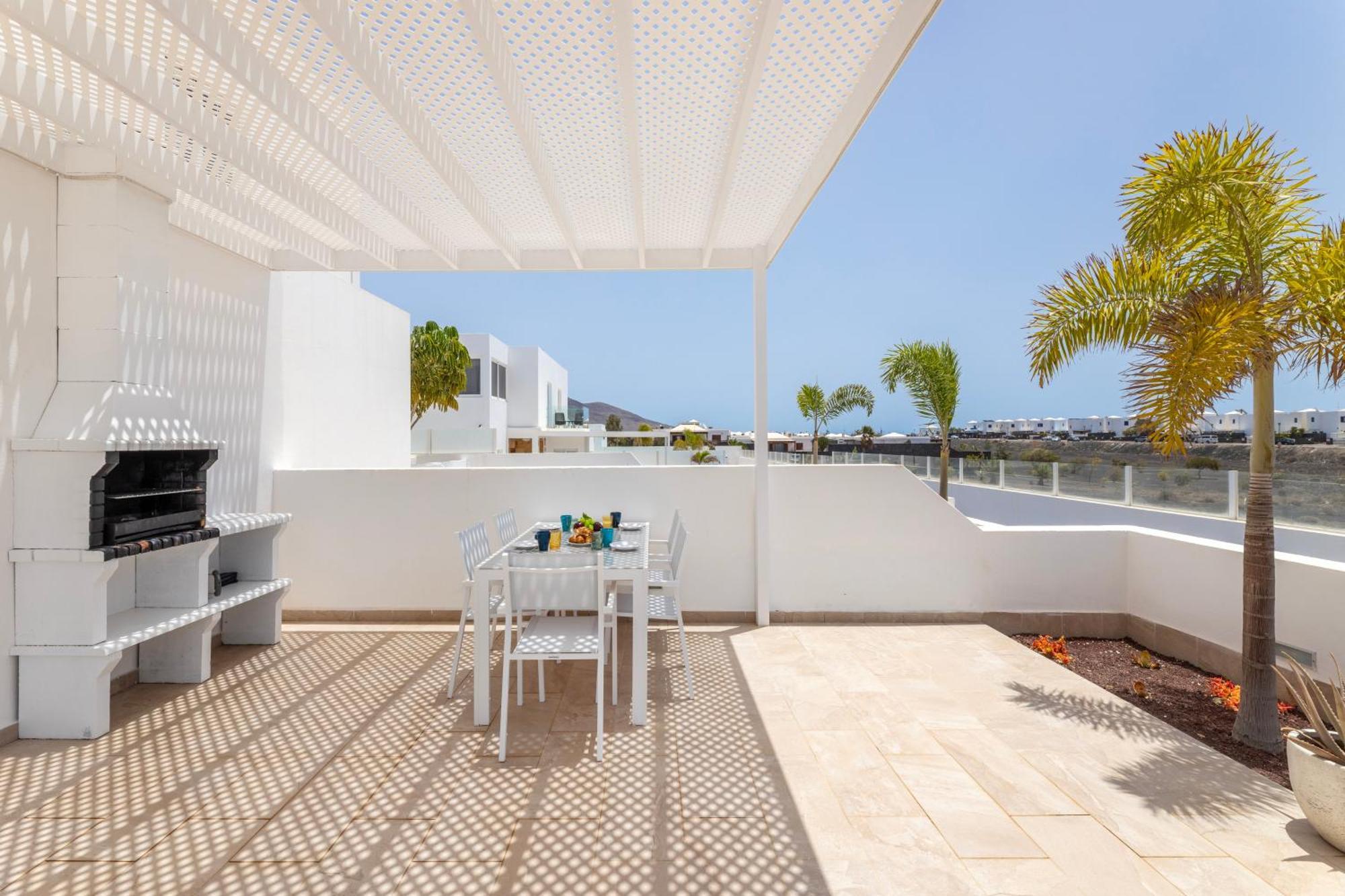 Villa Atlantica - Heated Pool In Playa Blanca Екстер'єр фото